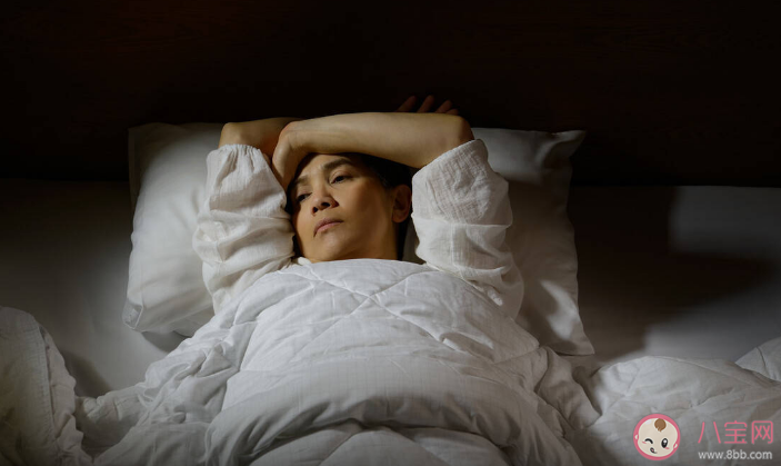 睡眠时间短癌症风险会升高吗 睡眠时间短和癌症有什么关系