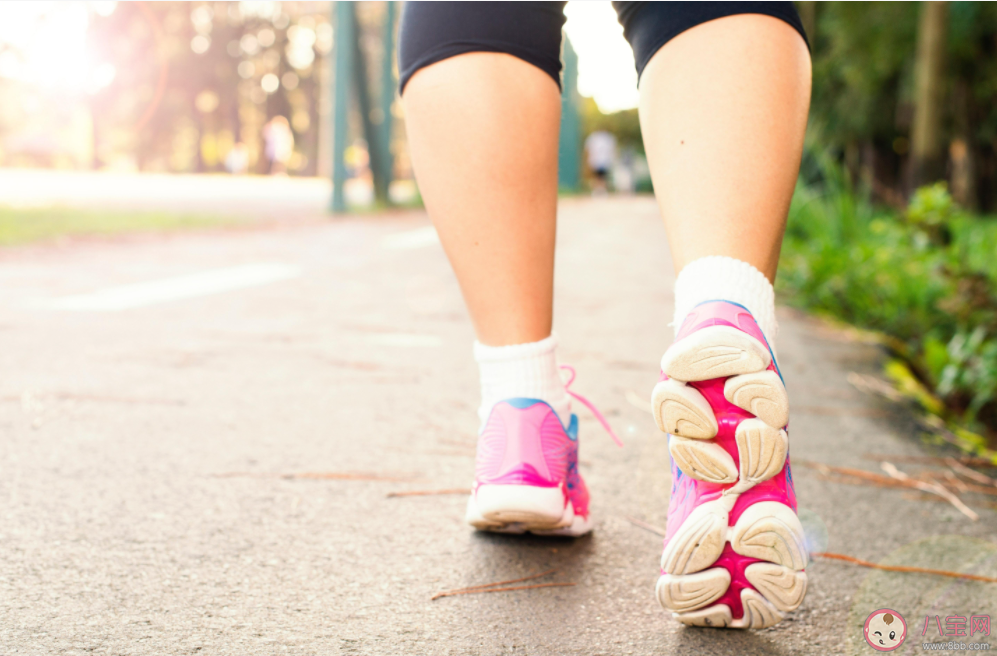 走路健身走够多少步才有效 走路养生应该怎么做