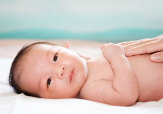 如何应对宝宝秋季皮肤干燥 秋季宝宝皮肤护理必备攻略