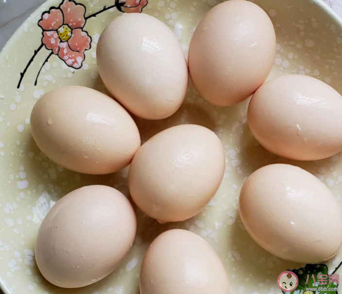 一天最多吃几个鸡蛋最健康 鸡蛋吃多了会得胆结石吗