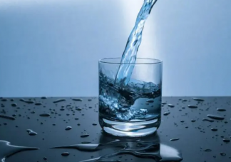 长期喝带有水垢的水会不会得肾结石 饮用水要满足哪些要求