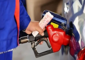 国内油价预计将迎来大幅下调 国内油价受哪些因素影响