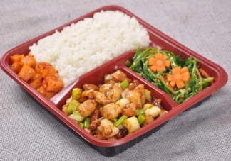 为什么中式快餐也快吃不起了 你觉得中式快餐贵吗