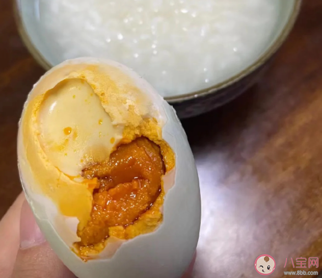 为什么只有咸鸭蛋却没有咸鸡蛋 鸡蛋能用来做什么